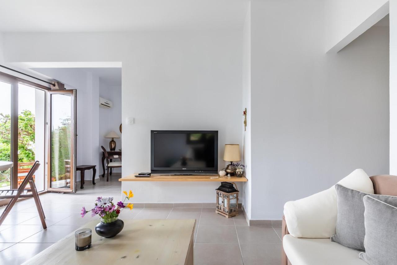 Oikia Guesthouse Stafylos Luaran gambar
