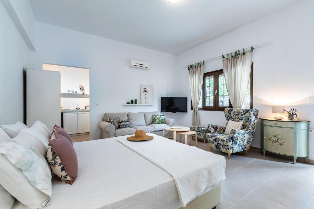 Oikia Guesthouse Stafylos Luaran gambar